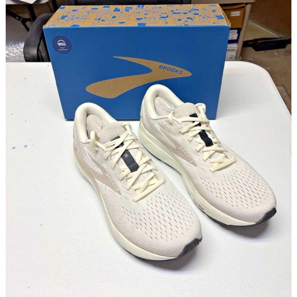 Brooks Ghost 16 Neutral White Cushioned Men’s Running Shoe Size 11.5M New in Box